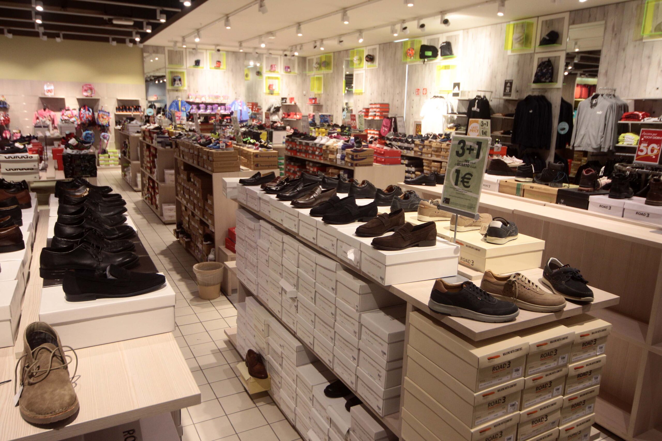 Negozio scarpe quarto shop